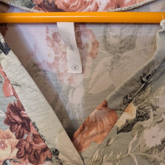 Floral Blouse - Picture 4 of 5